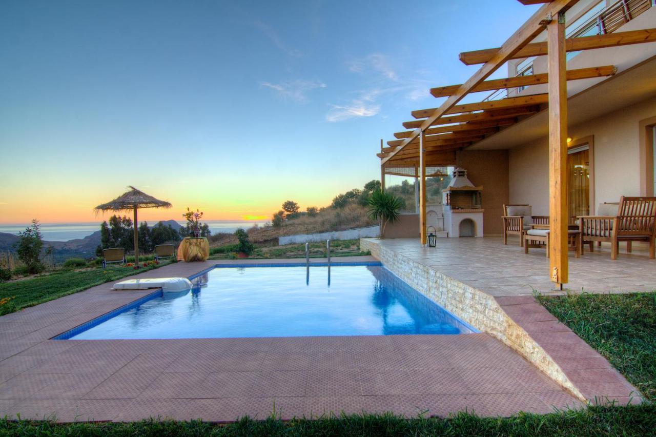 Despina 2 Plakias Private Villa, Private Swimming Pool Garden, Panoramic Sunset Villa Asomatoi